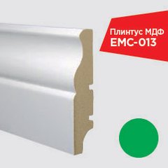 Плинтус белый EMC012